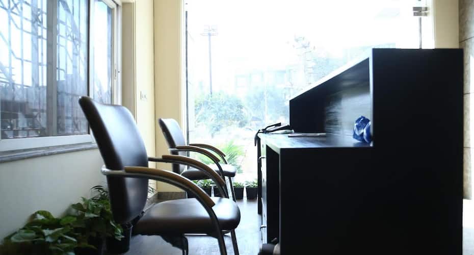 Hotel Golden Park, New Delhi 2